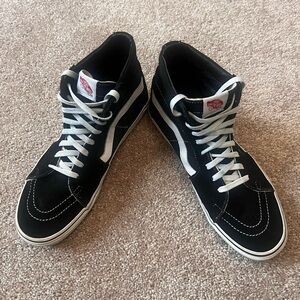 Vans Classic Black and White High-Tops